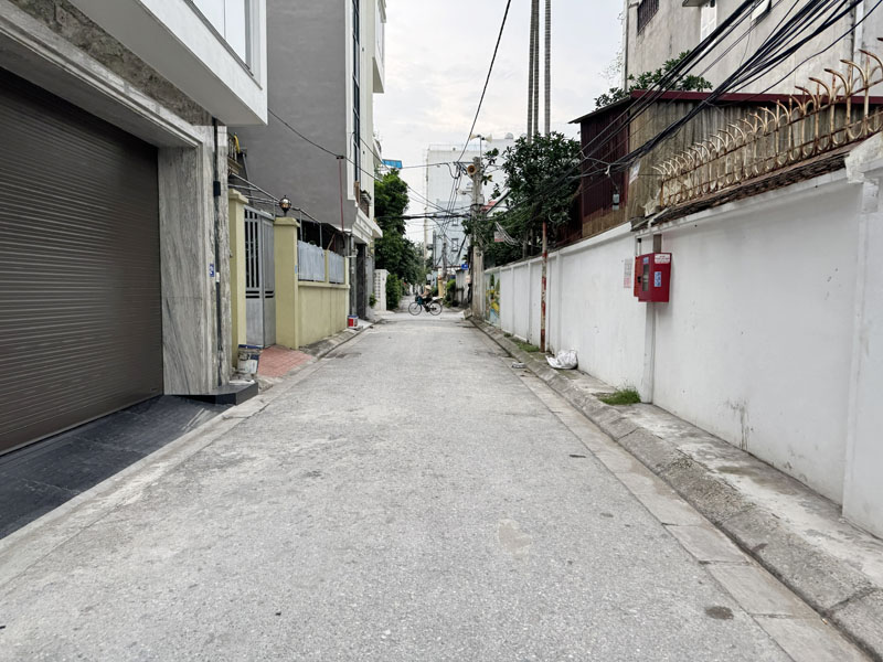 Đất Đẹp Kẻ Tạnh, Giang Biên 43,7m2 - Ô Tô vào, bên hông có khe thoáng, sát chợ & trường học - Ảnh 4