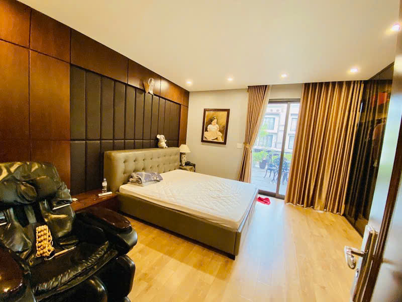 BÁN NHÀ LẠC LONG QUÂN, ÔTÔ ĐỖ CỬA, GẦN VƯỜN HOA, DÂN XÂY CHẤT, 52M2 NHỈNH 13 TỶ - Ảnh 2