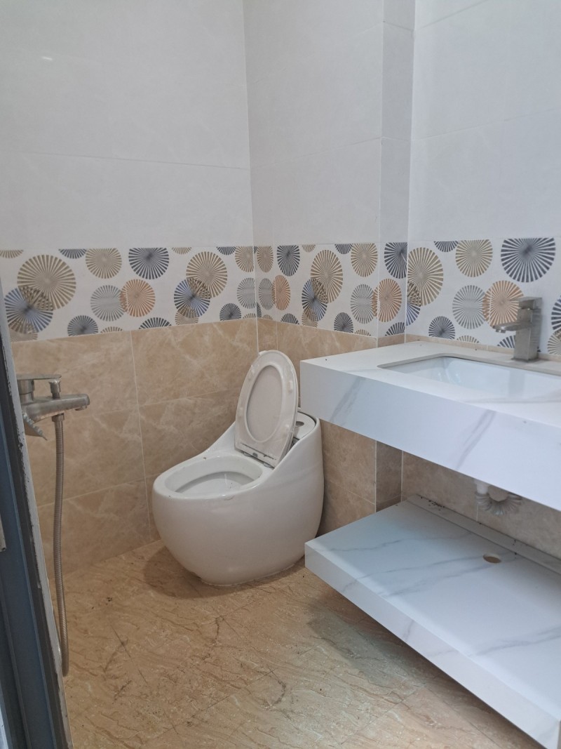 Bán nhà 3 Tầng Dĩ An_TPHCM,đường nhựa trước nhà rộng rãi,thông 8 hướng - Ảnh 4