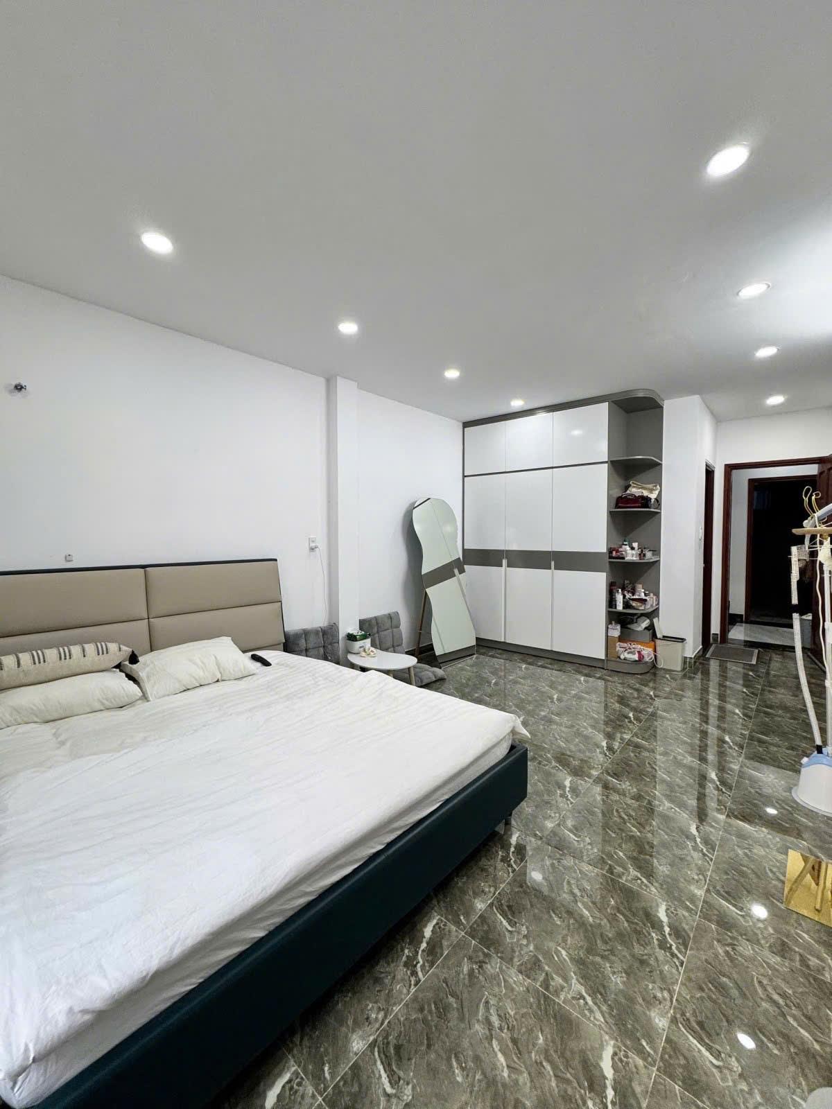 *+NHÀ MỚI 5 TẦNG, Hẻm Ôtô đổ cửa, 68m2 5PN sang trọng,Ngay Trần Hưng Đạo-An Bình Q5 - Ảnh 3