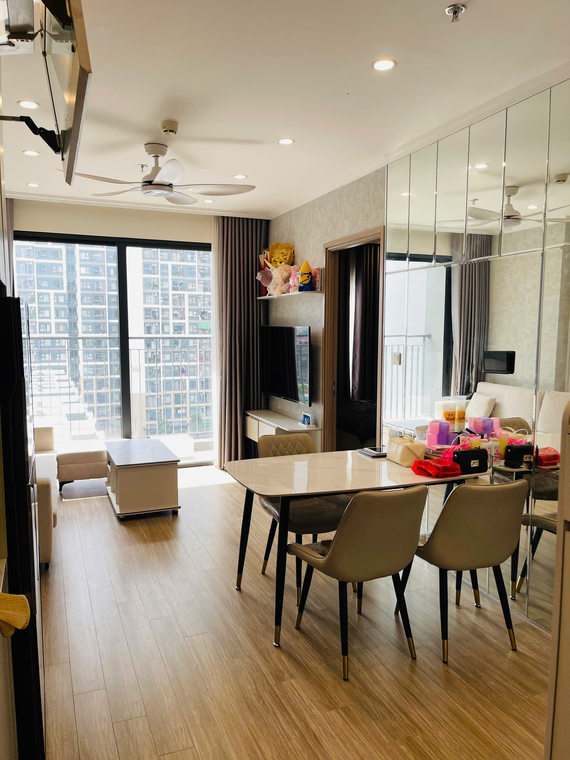 Chính chủ cho thuê căn hộ 2PN - Vinhomes Smart City, Nam Từ Liêm, Hà Nội - Ảnh chính