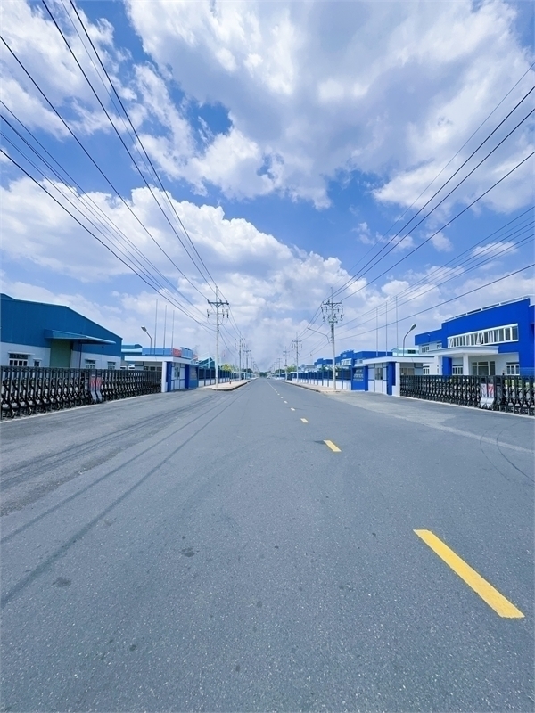 nhà xưởng sản xuất kiên cố , thu hút đầu tư nhiều ngành nghề. bàn giao xưởng SX liền - Ảnh chính