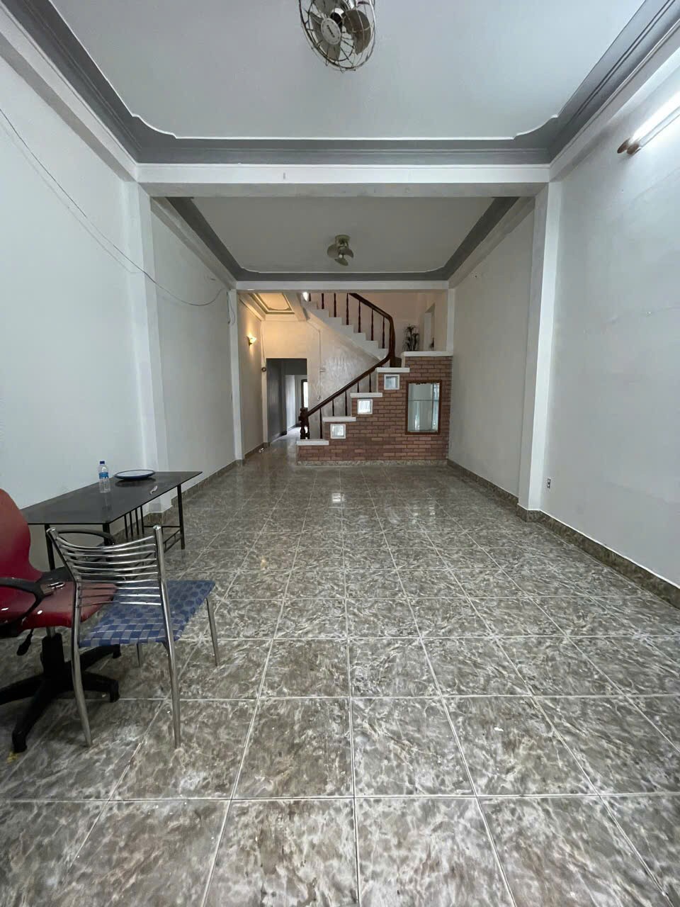 NHÀ ĐẸP – GIÁ TỐT  – CẦN BÁN  CĂN NHÀ 3 TẦNG TẠI Hẻm 275 Lê Duẩn, phường 7, tp Tuy Hoà, Phú Yên - Ảnh 3