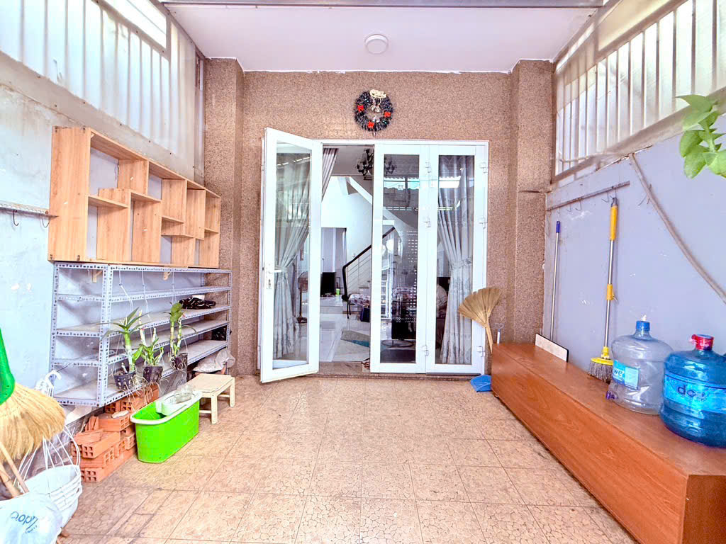 NHÀ SÁT BÌNH THẠNH-HẠ 300 TRIỆU- HXH- NHÀ MỚI Ở NGAY - Ảnh 2