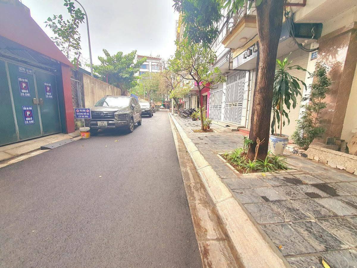 SIÊU HIẾM- Nhà Phân Lô Ô tô tránh Phố Trần Qúy Kiên 34/38m, 6T Thang máy 17.8 Tỷ - Ảnh 1
