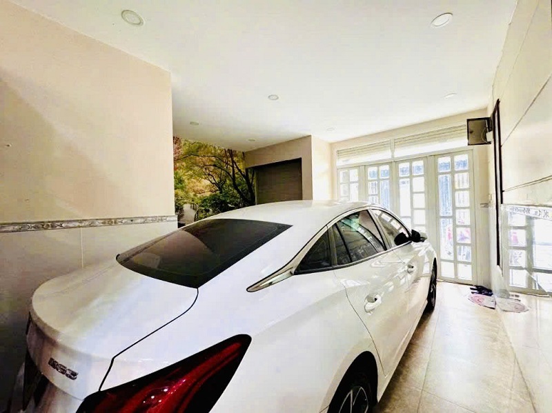 Bán nhà  HXT Lê Đức Thọ, P15, Gò Vấp, 209m2, 2 tầng, ngang 10,2m, tặng hết nội thất xịn, giá rẻ - Ảnh chính