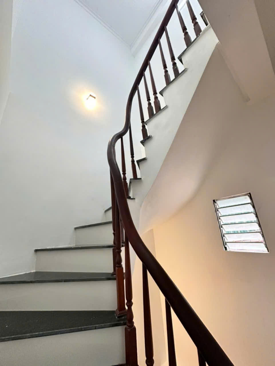 ÁN NHÀ TRUNG TÂM CẦU GIẤY – NGÕ CÁCH PHỐ CHỈ 5M - Ảnh chính