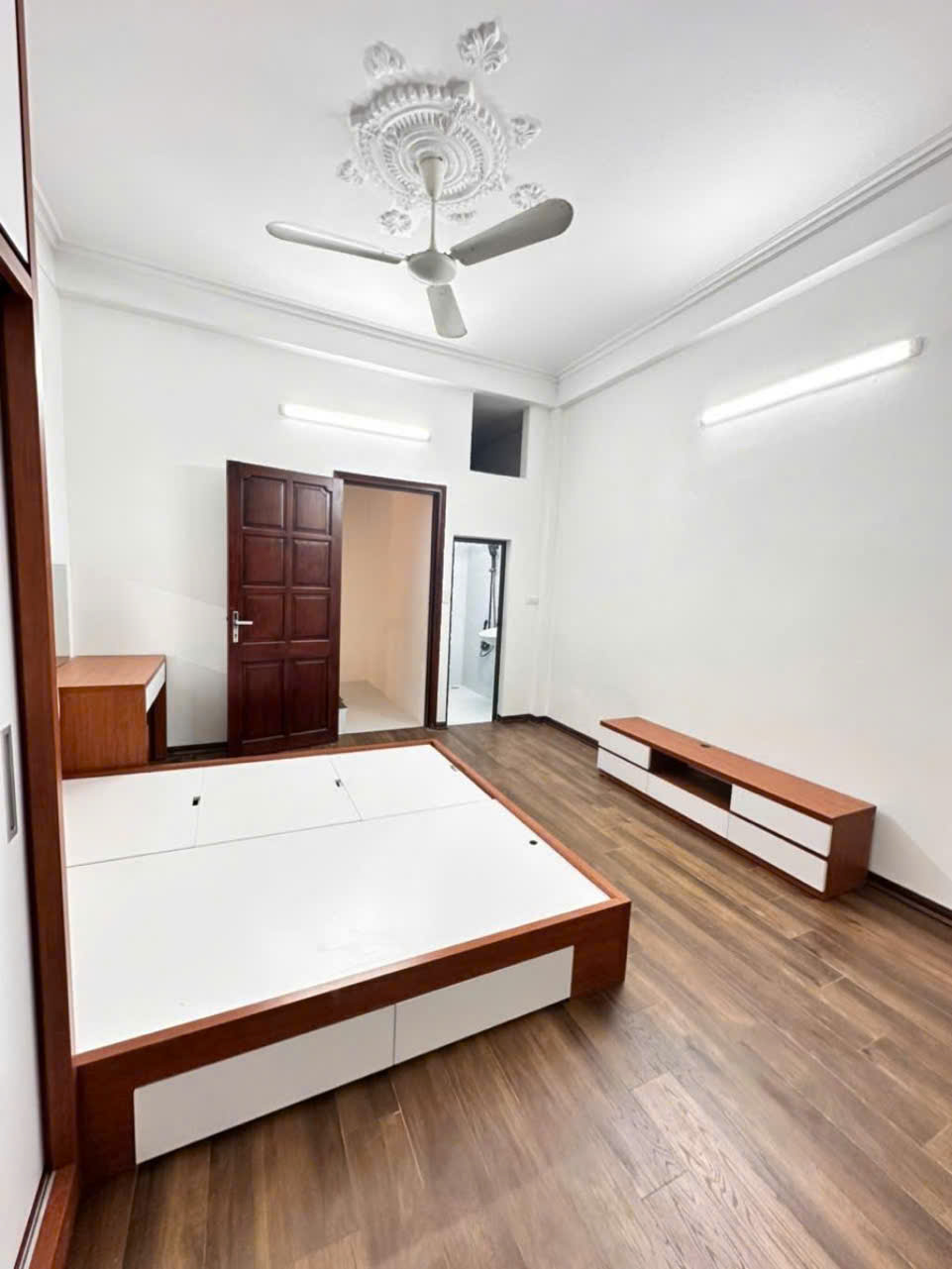 ÁN NHÀ TRUNG TÂM CẦU GIẤY – NGÕ CÁCH PHỐ CHỈ 5M - Ảnh 4