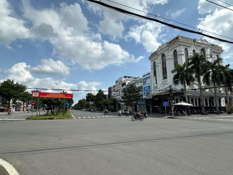 Bán Nhà Biệt thự 2 Mặt tiền Đường số 21 - ngay CV Phú Lâm, 9x20m, 4 T - 6PN, 30,9 tỷ. - Ảnh 4