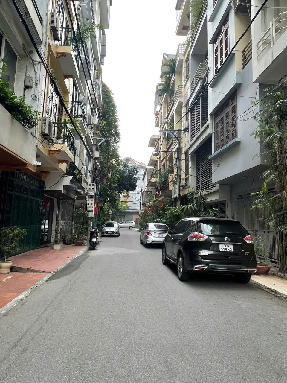 Tài chính 18 tỷ mà tậu được căn nhà mặt ngõ, ô tô tránh, gần trường tốt,  Em Hà có căn này dành - Ảnh chính