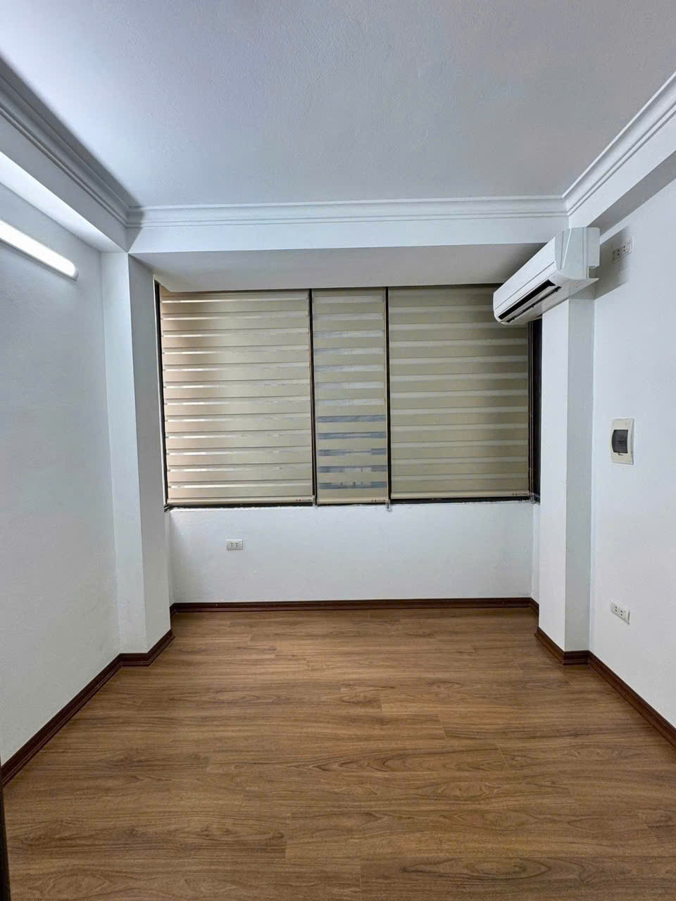 CẦN BÁN NHÀ 4 tầng ngõ 181 Minh Khai rẻ nhất thị trường – HAI BÀ TRƯNG - Ảnh 1