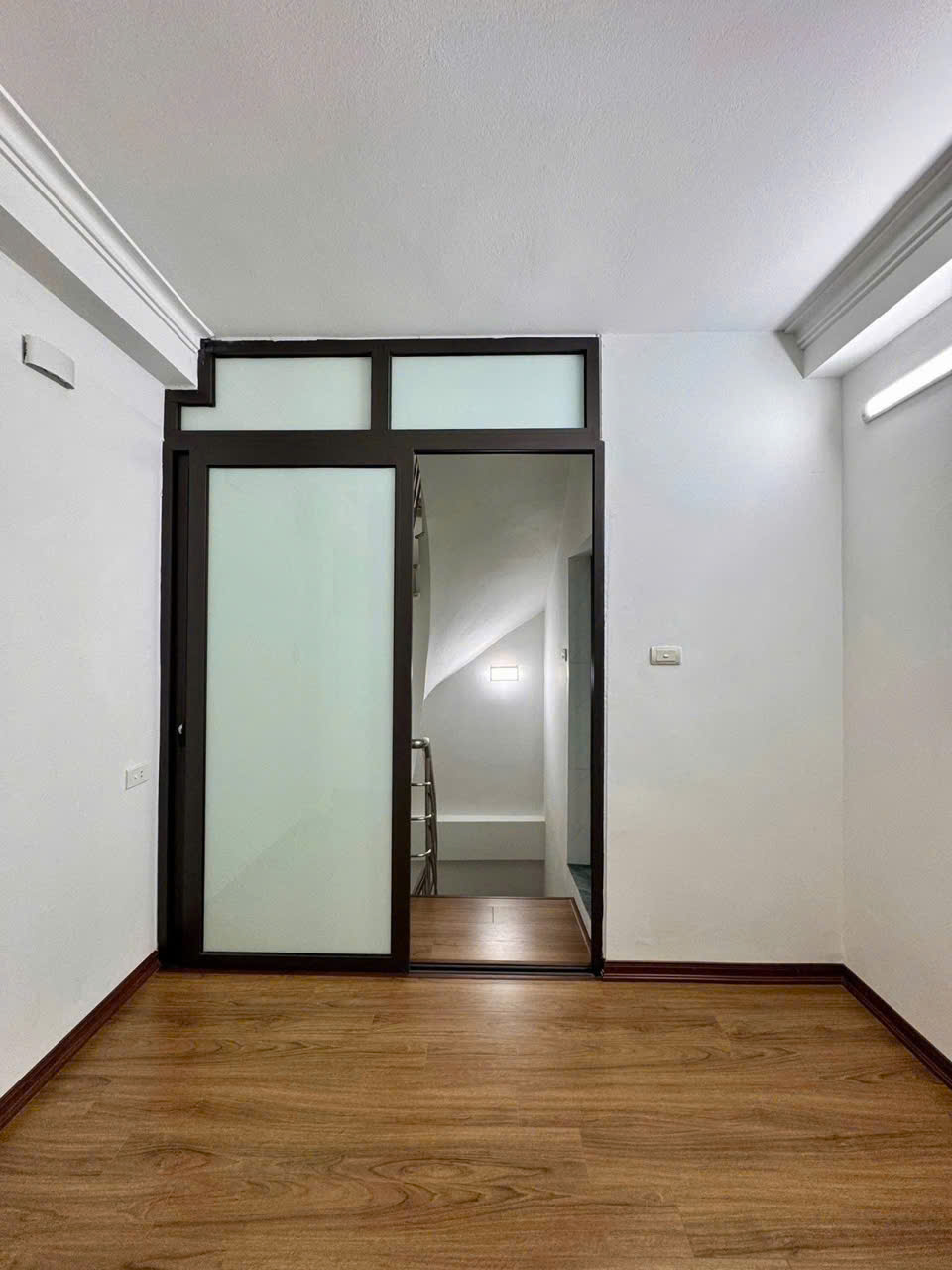 CẦN BÁN NHÀ 4 tầng ngõ 181 Minh Khai rẻ nhất thị trường – HAI BÀ TRƯNG - Ảnh 2