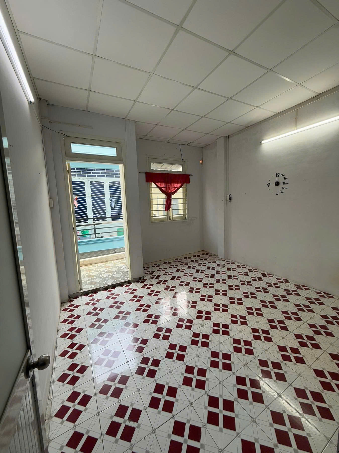 Nhà 2 tầng (3.8x9m) 2 mặt hẻm thông đường Bình Tiên P8Q6. Giá 3.9 tỷ - Ảnh 2