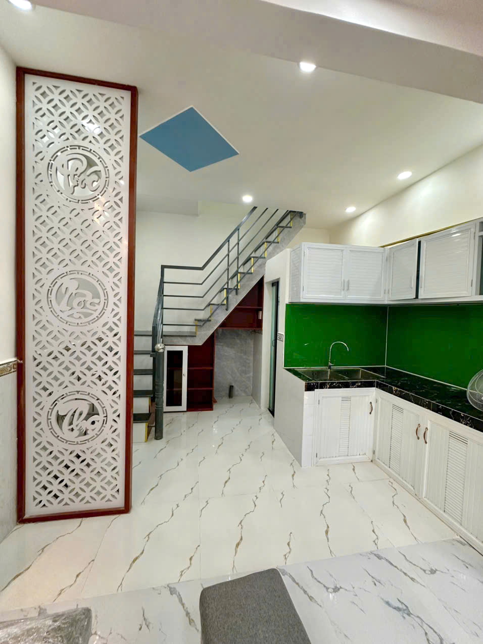 Bán Nhà khu VIP P8 Q8. Cách mặt tiền 211 Ba Đình 20m và 152 Hưng Phú 70m - Ảnh 1