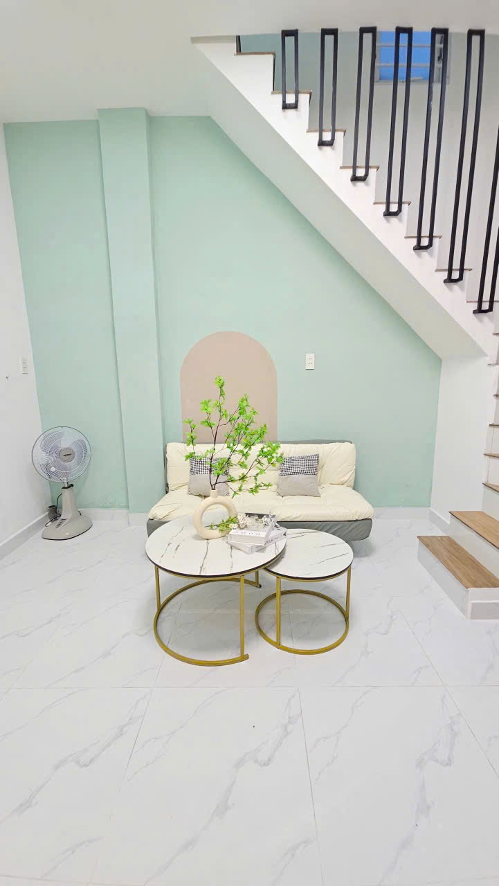 Nhà 2 tầng mới, nở hậu sát hẻm ôtô P10.Q8. Giá 2,78 tỷ bớt lộc - Ảnh chính