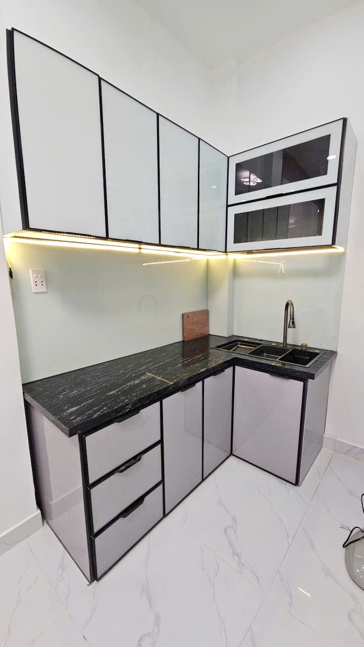 Nhà 2 tầng mới, nở hậu sát hẻm ôtô P10.Q8. Giá 2,78 tỷ bớt lộc - Ảnh 3