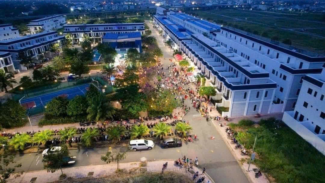 ĐẤT CHÍNH CHỦ - 2 MẶT TIỀN -  KDC  The Sol City Đường Vĩnh Phú 41, Long Thượng, Cần Giuộc, Long An - Ảnh chính