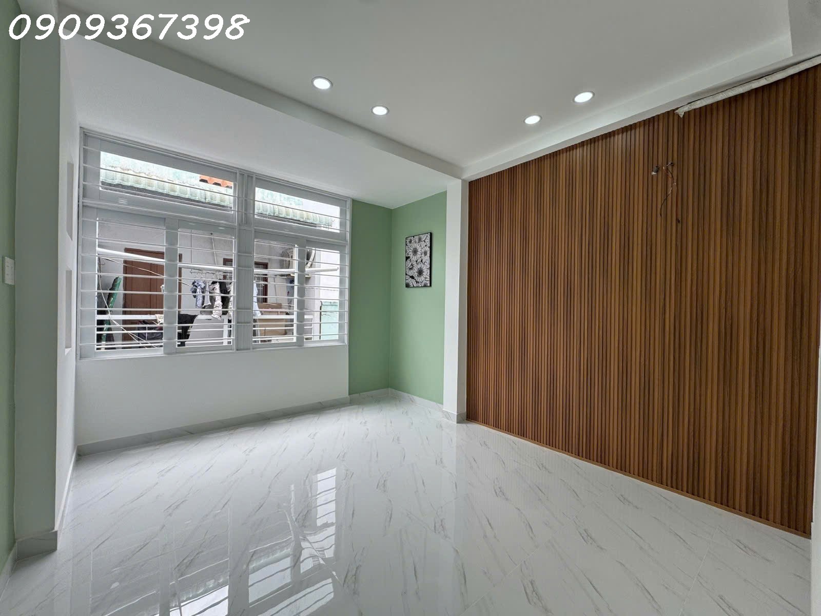 CHỈ 5.9 TỶ - NHÀ 3 TẦNG ÂU DƯƠNG LÂN - CÁCH QUẬN 1 CHỈ 1KM - FULL NỘI THẤT. - Ảnh 4