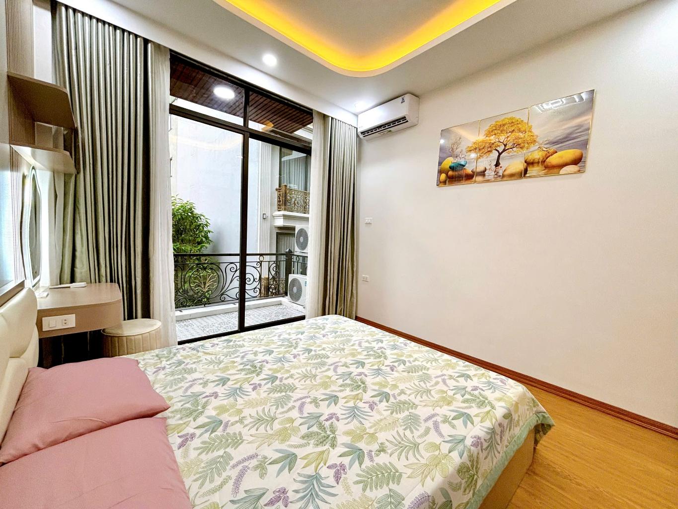 Bán nhà phân lô ngay Ngã Tư Sở, nhà mới, gara ô tô, 46m2, 5 tầng, 14,9 tỷ. - Ảnh 2