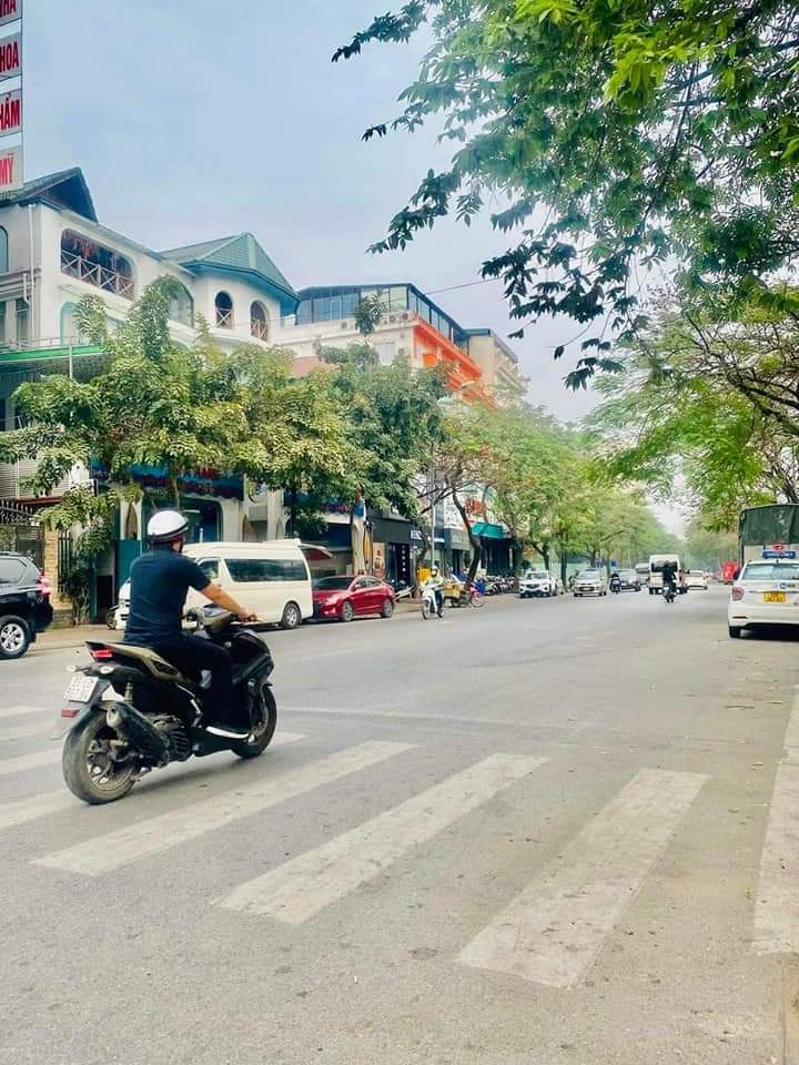 BÁN GẤP NHÀ PHỐ TÂY SƠN, LÔ GÓC, Ô TÔ_DT 100M2, 7 TẦNG THANG MÁY, MT 6M, 31 TỶ - Ảnh chính