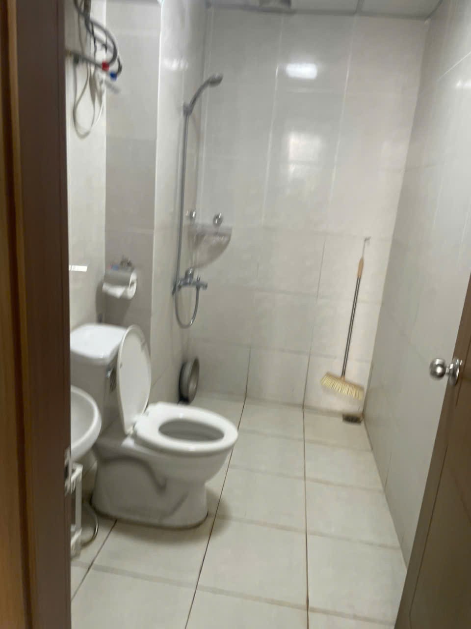 NHÀ VỊ TRÍ ĐẸP - GIÁ TỐT- Bán Căn Chung Cư 701.A 14B1 Nam Trung Yên, Yên Hòa, Cầu Giấy, Hà Nội - Ảnh 4