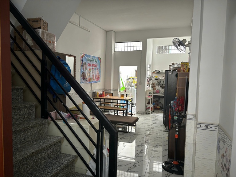 NHÀ VỊ TRÍ ĐẸP - GIÁ TỐT Nhà khu phân lô phường 14 Tân Bình, Hồ Chí Minh, ô tô ngủ trong nhà - Ảnh 2