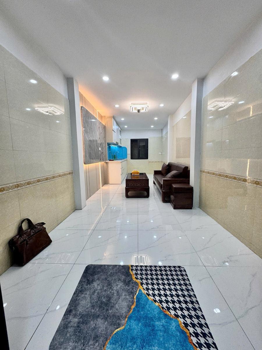 BÁN NHÀ - Đội Cấn -30m2 - NHIỀU TIỆN ÍCH XUNG QUANH - Ảnh chính