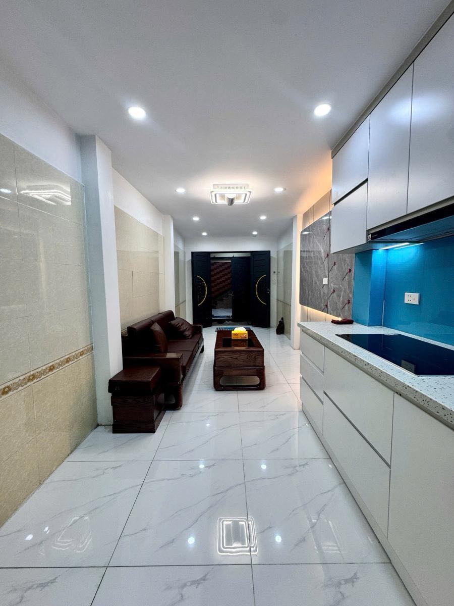 BÁN NHÀ - Đội Cấn -30m2 - NHIỀU TIỆN ÍCH XUNG QUANH - Ảnh 5