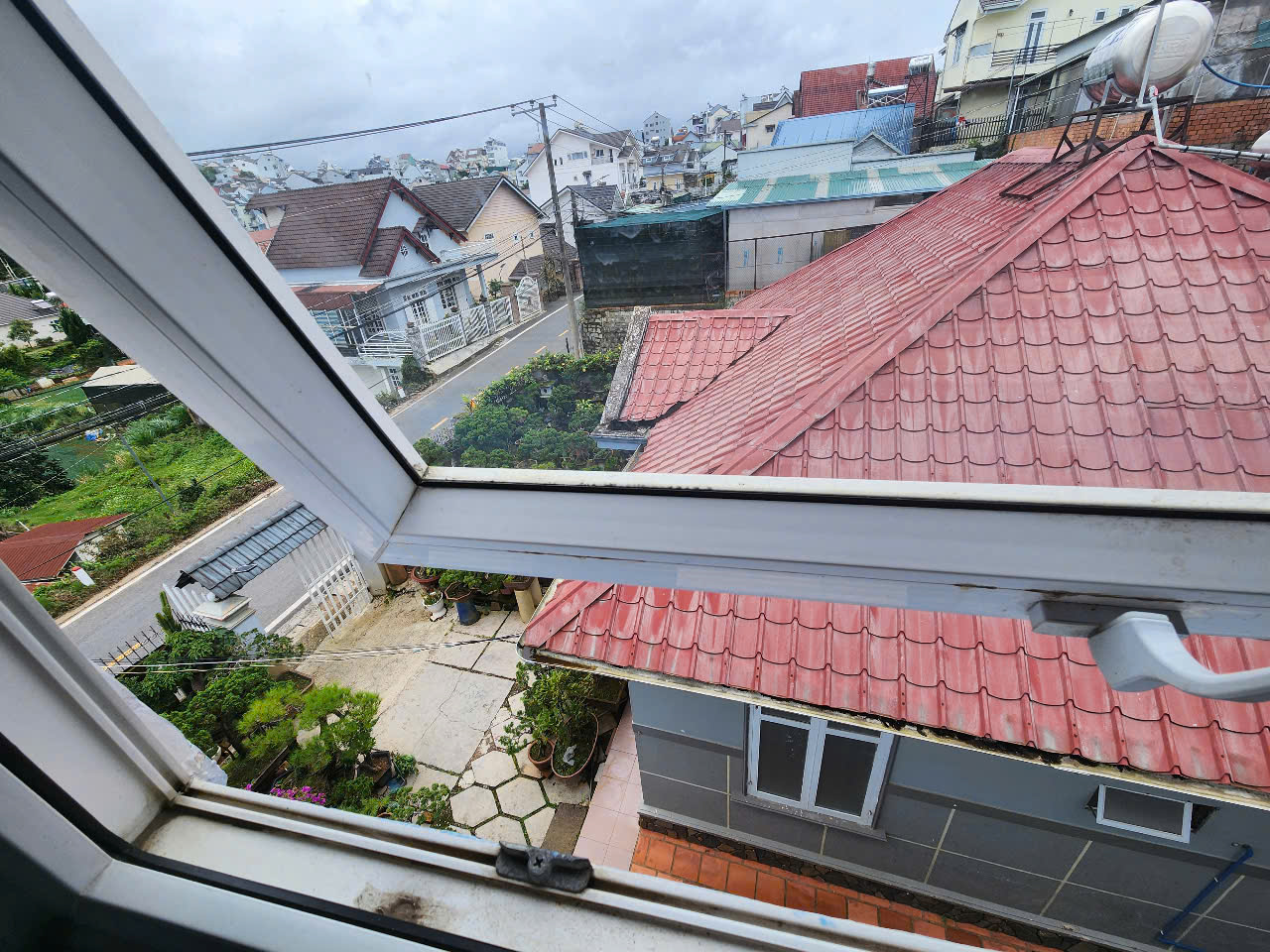 CHO THUÊ NHÀ GẦN CHỢ NGÔ QUYỀN -PHƯỜNG 6 ĐÀ LẠT - giá cho thuê 10,5 triệu/tháng - Ảnh 2