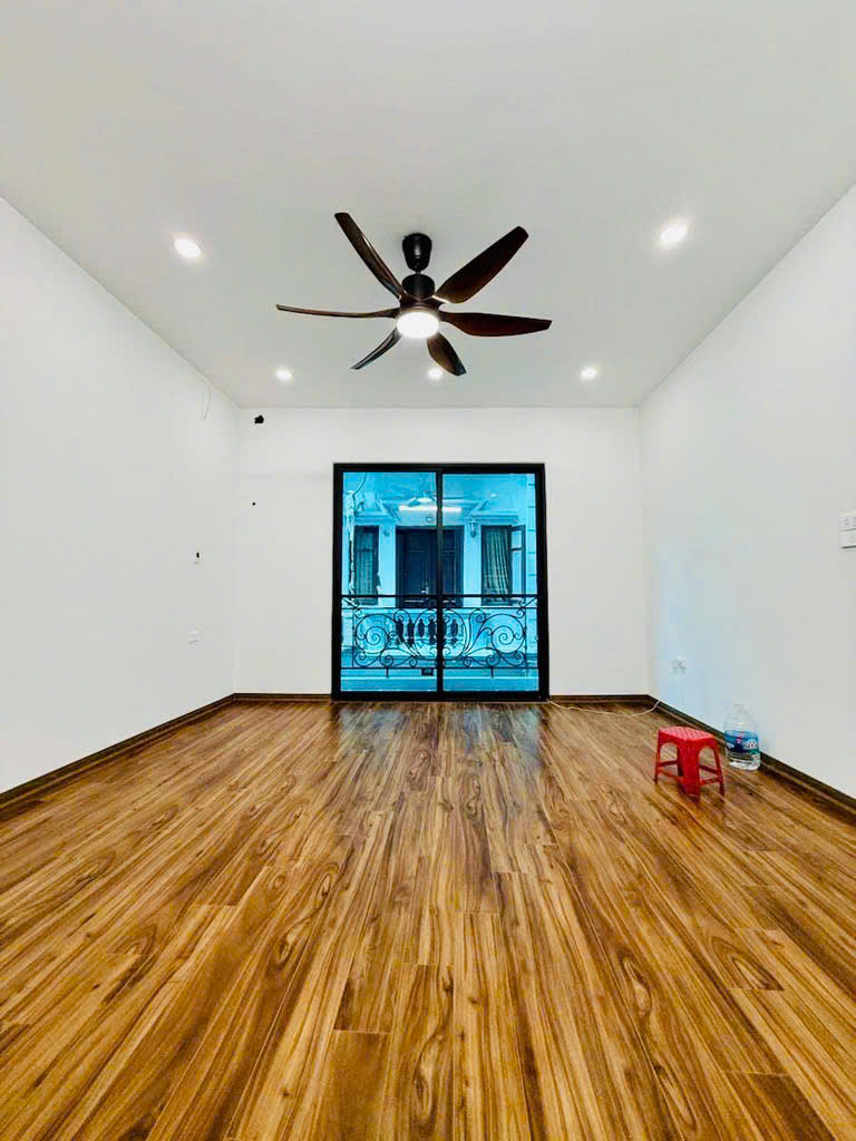 NGÕ THÔNG KINH DOANH NHỎ PHỐ HOÀNG NGÂN, Ở SƯỚNG, CHỦ THIỆN CHÍ BÁN, 37M, GIÁ 7 TỶ. - Ảnh 2