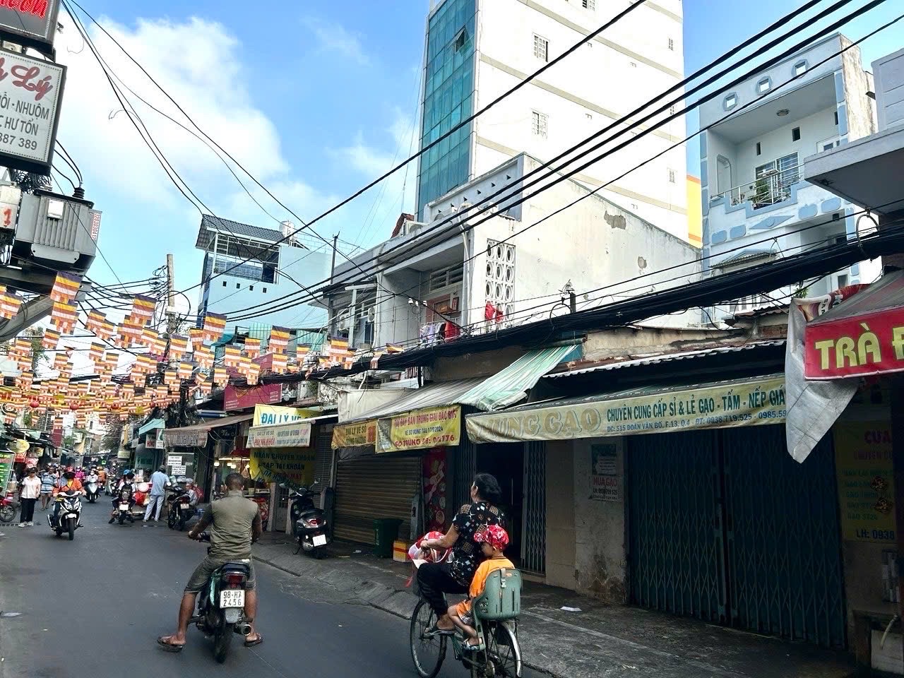 NHÀ BÁN MẶT TIỀN ĐOÀN VĂN BƠ- XE HƠI ĐẾN CỬA NHÀ- KHU VỰC KINH DOANH ĐA NGÀNH NGHỀ- THÔNG QUA XÒM - Ảnh 1