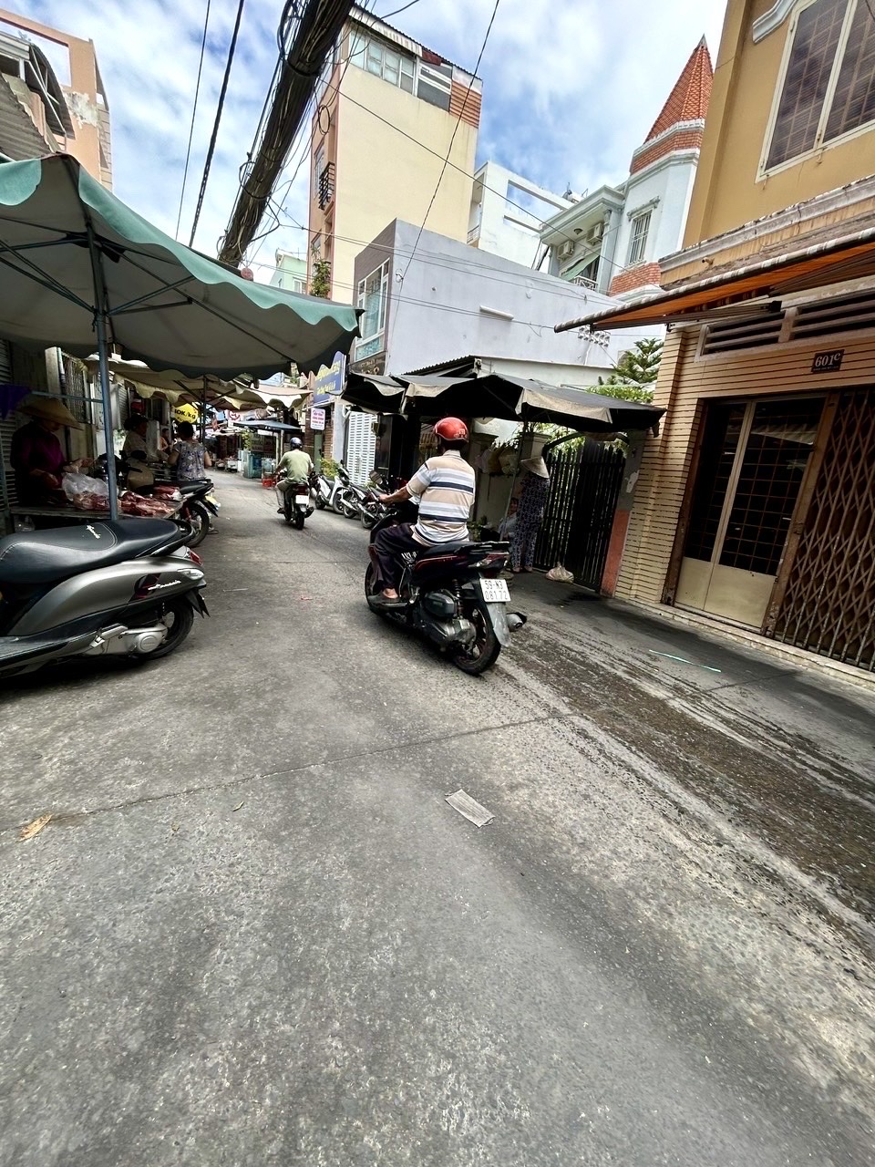 BÁN NHÀ MẶT PHỐ- XE HƠI ĐỔ CỬA- ĐƯỜNG ĐOÀN VĂN BƠ- KHU DÂN CƯ ĐÔNG ĐÚC THÍCH HỢP KINH DOANH ĐA - Ảnh 1