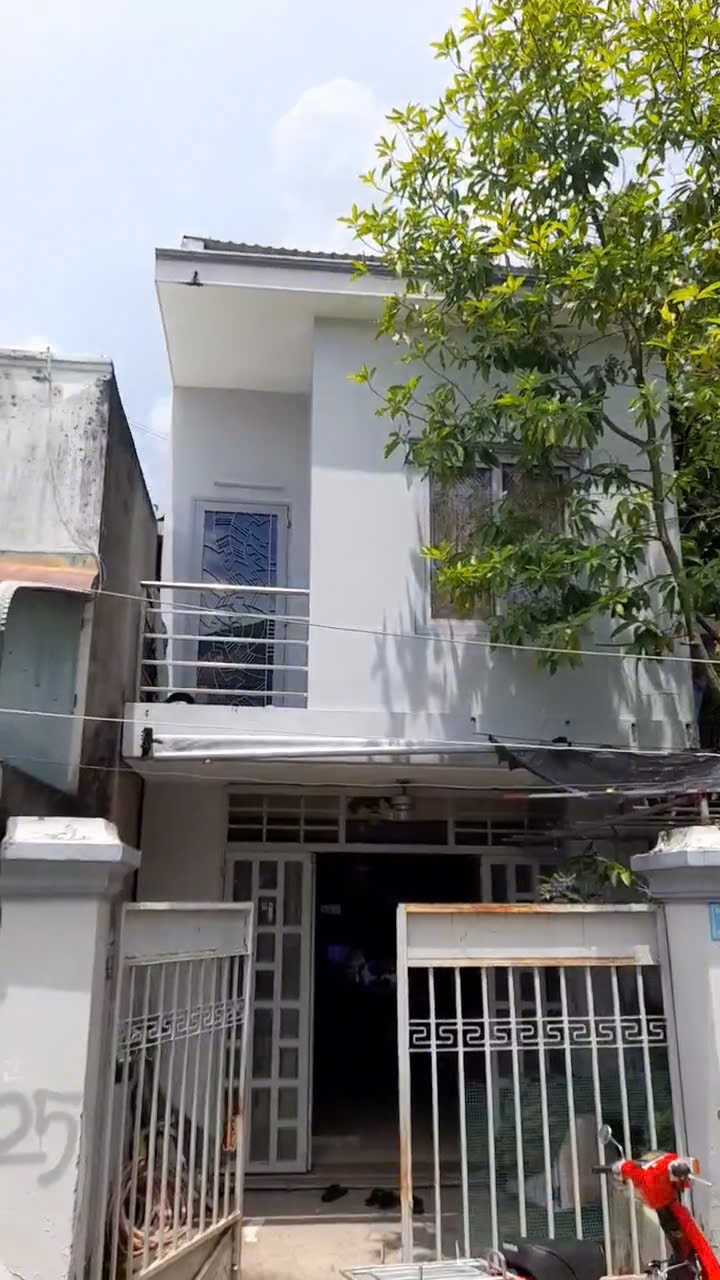 CHÍNH CHỦ Cần Bán Nhà Vị Trí Đẹp Tại  Long Hậu, huyện Cần Giuộc, tỉnh Long An - Ảnh 2