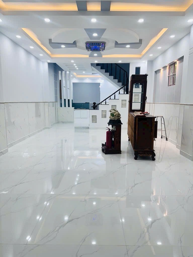 NHÀ BÁN SIÊU HIẾM - 115M² - NGANG KHỦNG 5,5M - 4 TẦNG - HẺM 1 TRỤC 6M - GẦN CV & CHỢ HẠNH THÔNG QUANG TRUNG - CHỈ HƠN 12 TỶ - Ảnh 1