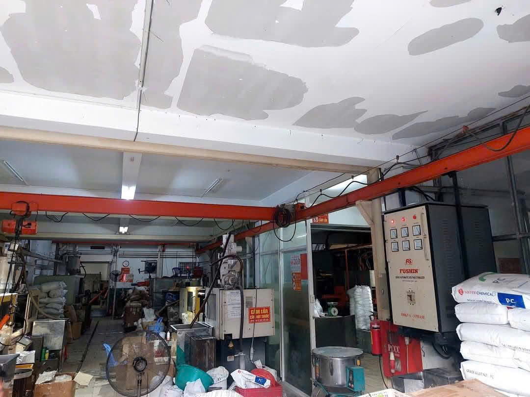 BÁN NHÀ XƯỞNG (14x25) ĐÚC SUỐT – ĐƯỜNG 10M NGUYỄN VĂN QUÁ, Q12 - Ảnh 1