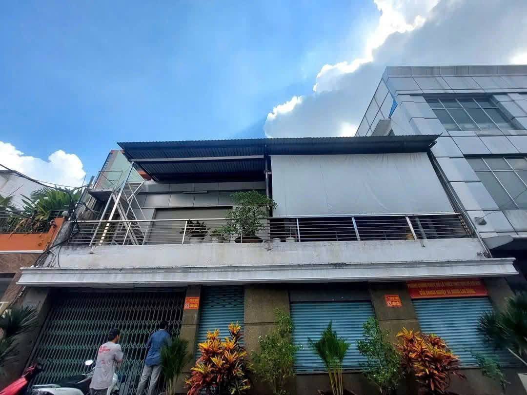 BÁN NHÀ XƯỞNG (14x25) ĐÚC SUỐT – ĐƯỜNG 10M NGUYỄN VĂN QUÁ, Q12 - Ảnh chính