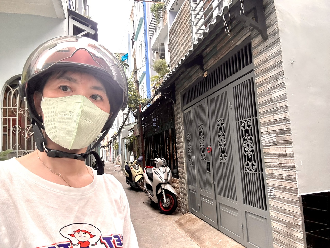 HIẾM CÓ NHÀ DƯỚI 5 TỶ MÀ GẦN MẶT TIÊN LĂM- NHÀ 4 TÀNG ĐƯỜNG ĐOÀN VĂN BƠ CÁCH VÀI CĂN RA MẶT TIỀN - Ảnh chính