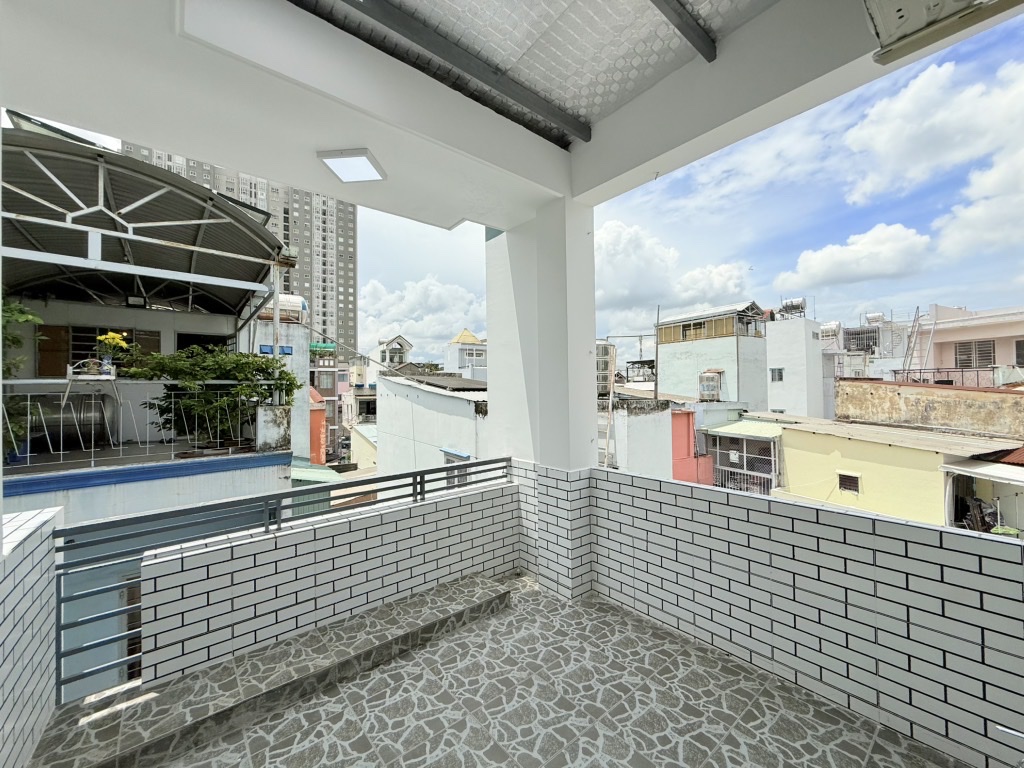 HIẾM CÓ NHÀ DƯỚI 5 TỶ MÀ GẦN MẶT TIÊN LĂM- NHÀ 4 TÀNG ĐƯỜNG ĐOÀN VĂN BƠ CÁCH VÀI CĂN RA MẶT TIỀN - Ảnh 4