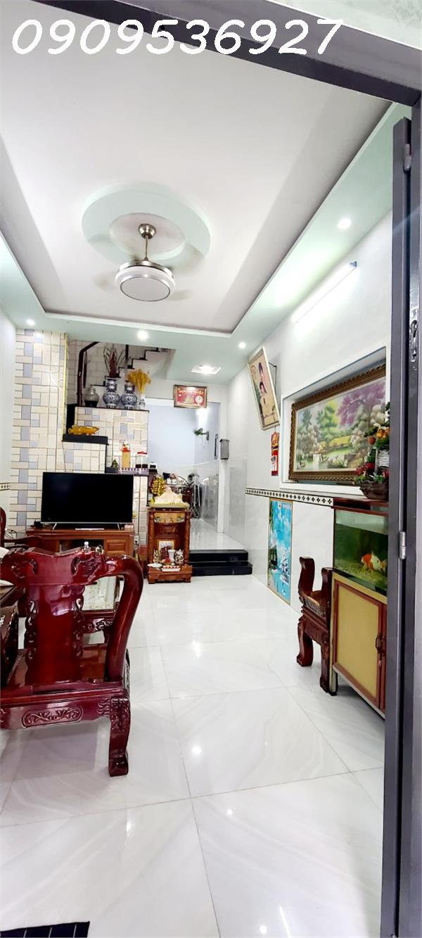 SÁT TÊN LỬA - NHỈNH 5 TỶ - NHÀ 2 TẦNG CÓ SÂN THƯỢNG - HẺM XE TẢI THÔNG - XE HƠI VÀO NHÀ - 2 MẶT HẺM - Ảnh 1