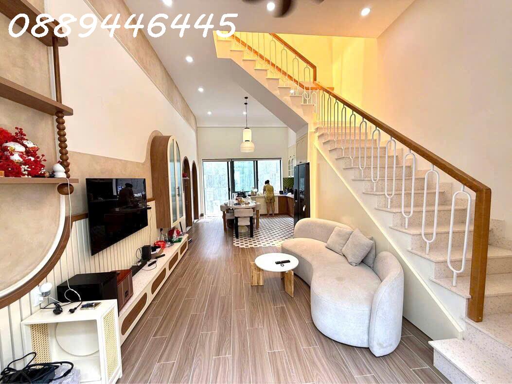 Ô tô ngủ trong nhà, Bán gấp nhà riêng 3PN, 4WC, 93m2 tại Cây Keo, Tam Phú, Thủ Đức, 8,9 tỷ VND - Ảnh chính