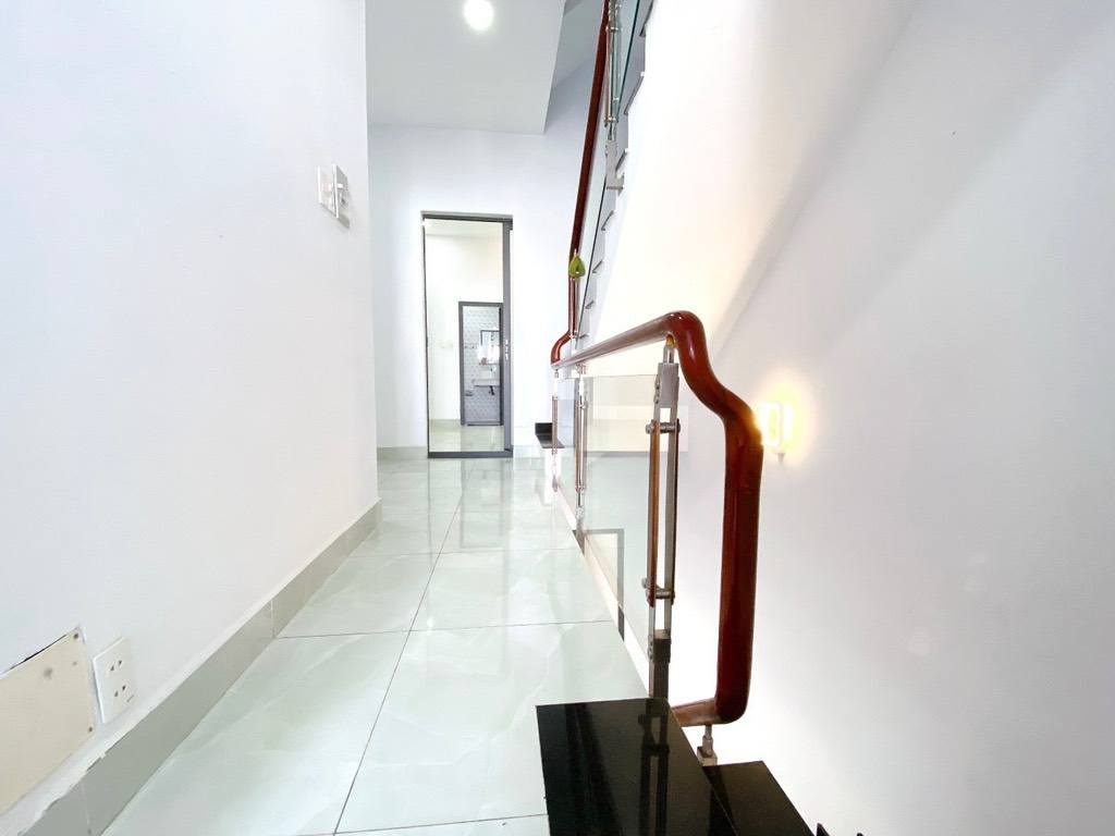 CHỈ 6.8TỶ<br>KHU PHÂN LÔ - Đ. BÙI TƯ TOÀN, BT - NHÀ ĐẸP 4 TẦNG-4x16M  - D.Ò.N.G - T.I.Ề.N 12T.r/tháng - Ảnh 2
