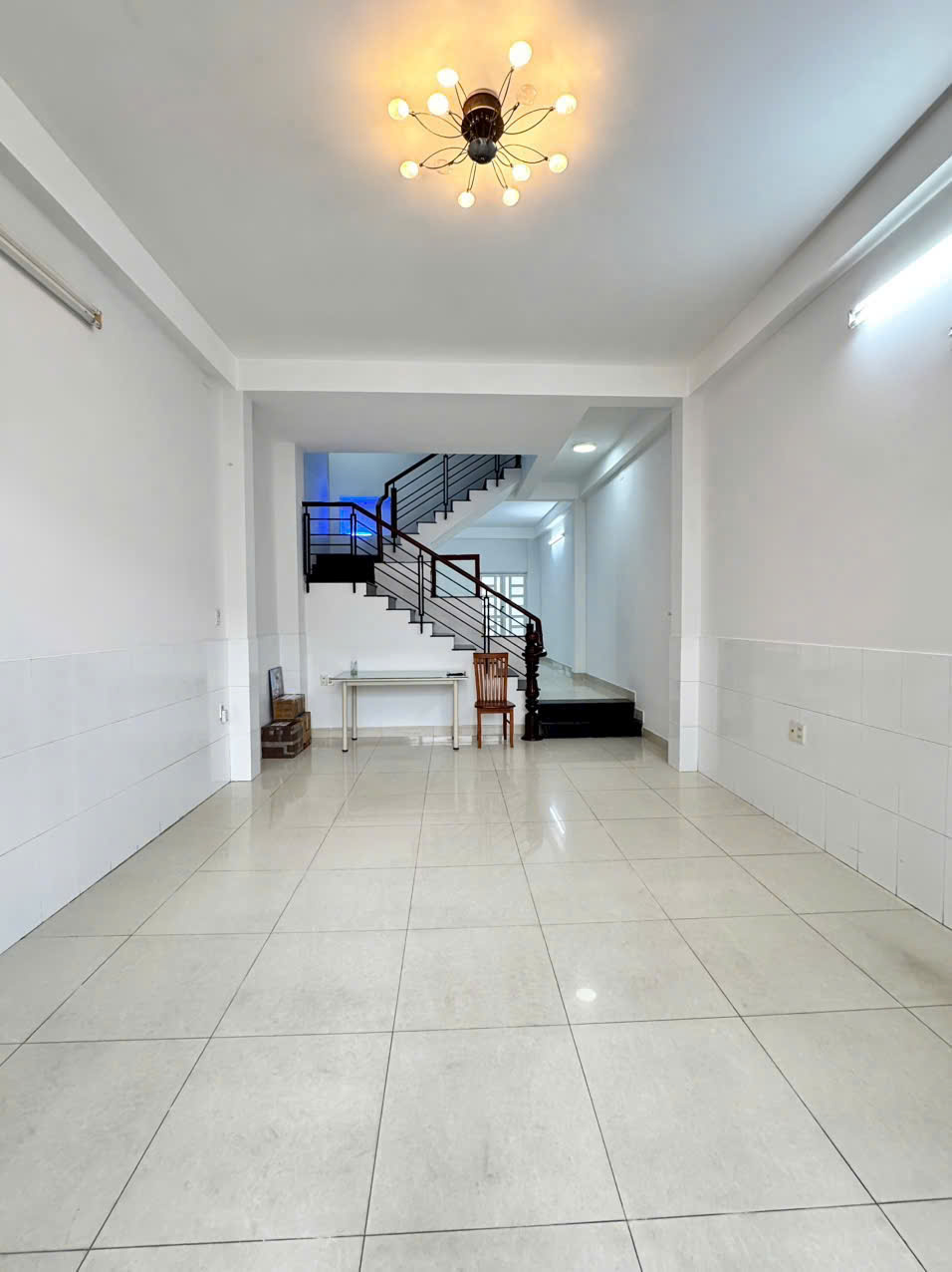 Cần bán nhà HXH đường Vũ Tùng, P2, Q.Bình Thạnh, 4.3m x 19m, giá 9.6 tỷ - Ảnh 3