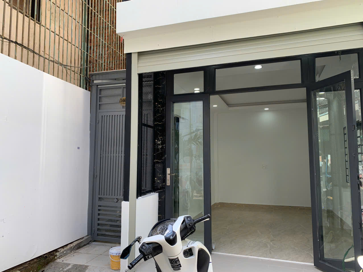 Cần bán nhà HXH đường Trần Đình Xu, P. Nguyễn Cư Trinh, Q.1. Diện tích 4x9m, giá 10.7 tỷ - Ảnh chính