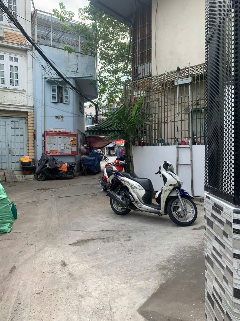 Cần bán nhà HXH đường Trần Đình Xu, P. Nguyễn Cư Trinh, Q.1. Diện tích 4x9m, giá 10.7 tỷ - Ảnh 1