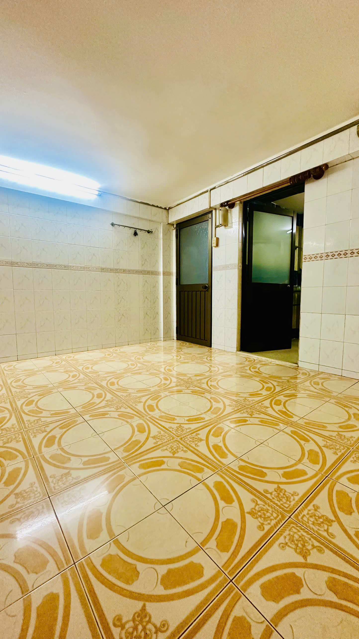 Cho thuê phòng trọ trung tâm Quận 5 – Ưu tiên sinh viên - Đường Hùng Vương, Phường 9, Quận 5, TP.HCM - Ảnh chính