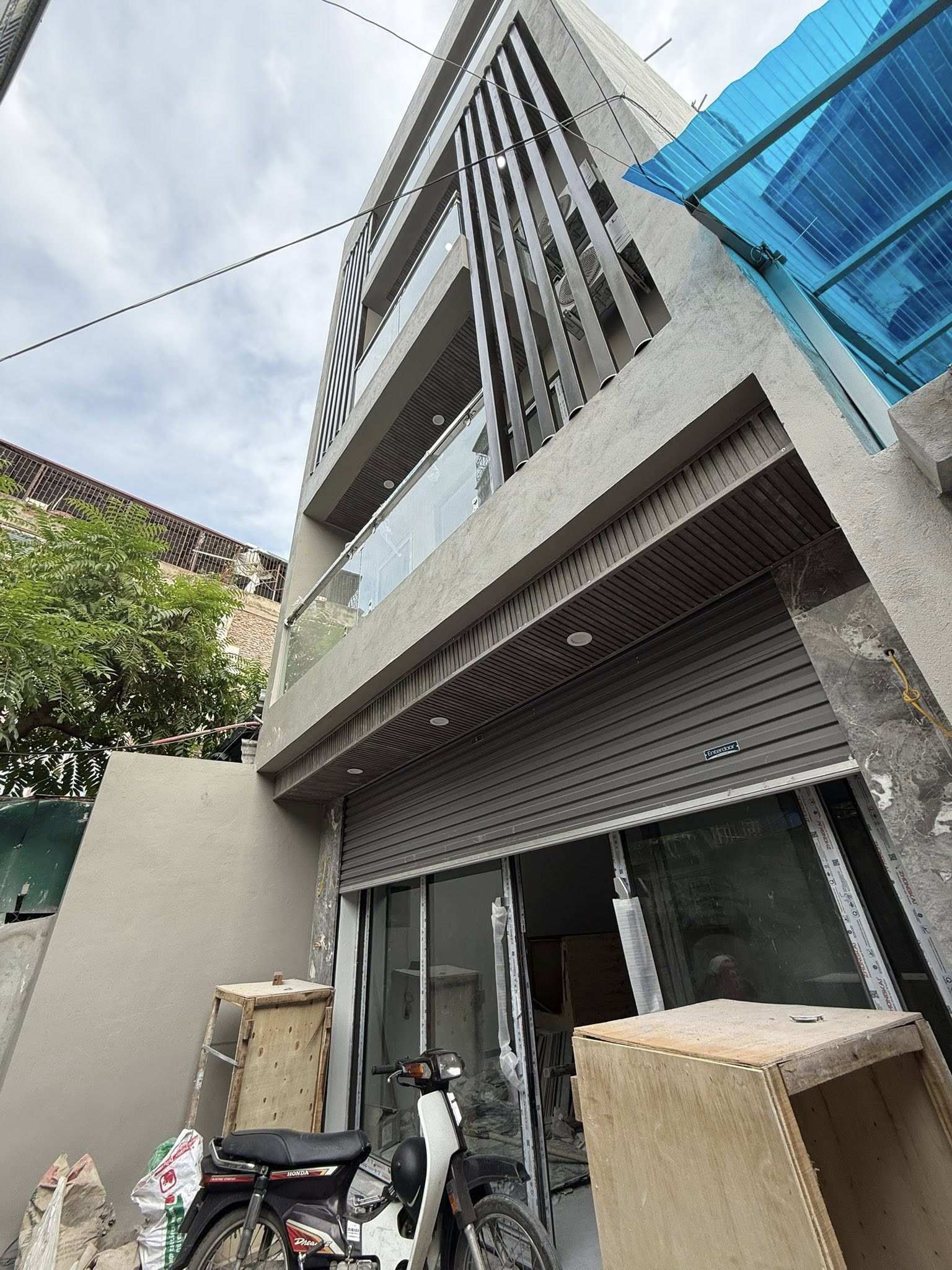BÁN NHÀ TÂN MAI – HAI THOÁNG – THANG MÁY - KINH DOANH  – 82M² – 5.5M MT - 13.88 TỶ - Ảnh 1
