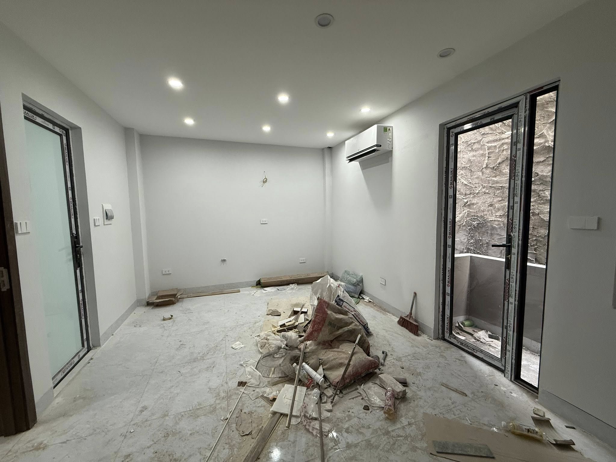 BÁN NHÀ TÂN MAI – HAI THOÁNG – THANG MÁY - KINH DOANH  – 82M² – 5.5M MT - 13.88 TỶ - Ảnh 2