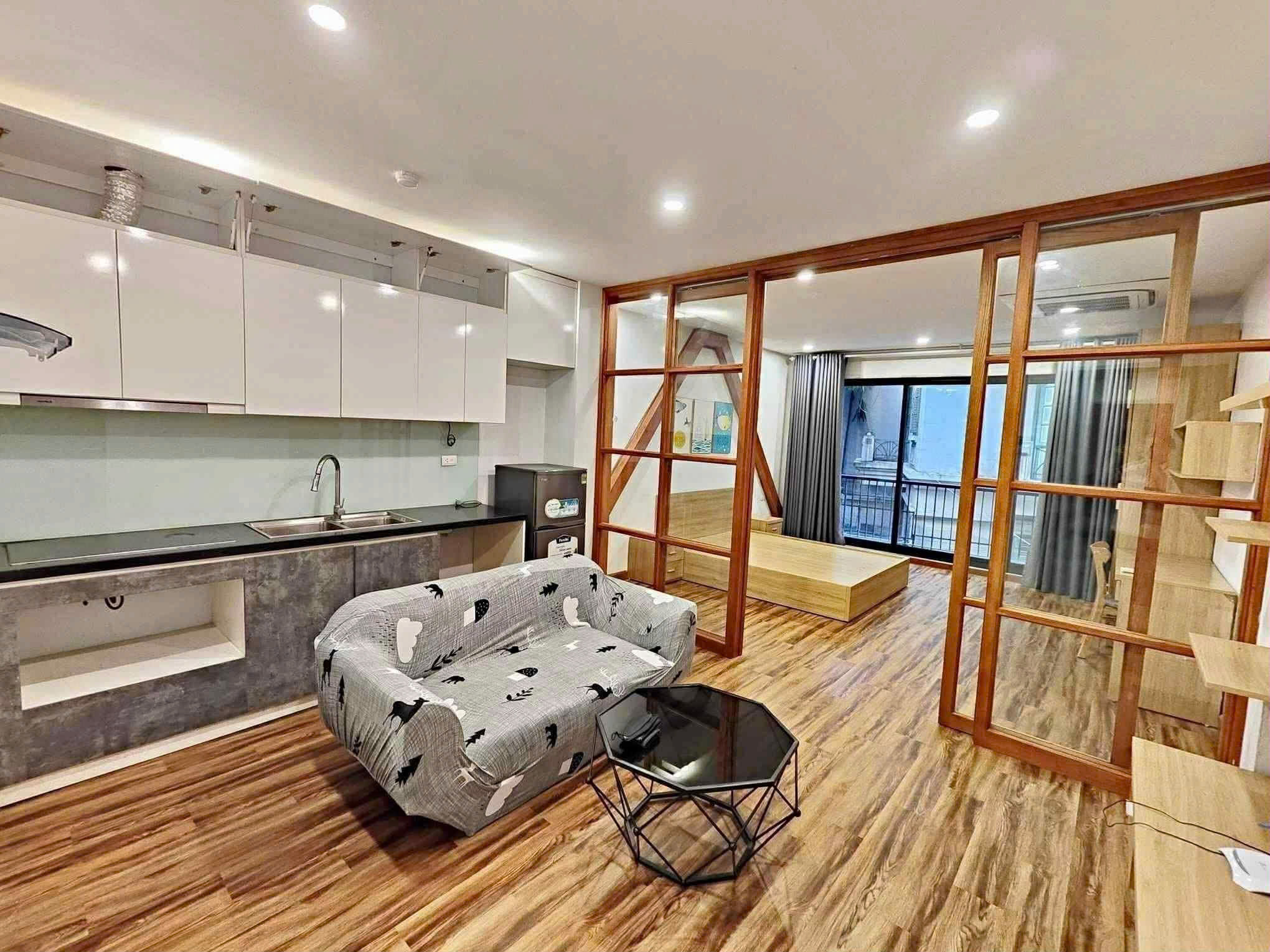 Mình nhượng lại căn ccmn phòng 201 (tầng 2) 1n1k (1 ngủ 1 khách) ở ngõ 148 Trần Duy Hưng - Ảnh 1