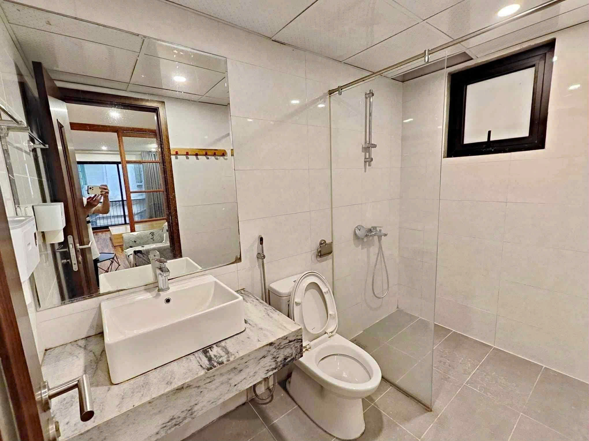 Mình nhượng lại căn ccmn phòng 201 (tầng 2) 1n1k (1 ngủ 1 khách) ở ngõ 148 Trần Duy Hưng - Ảnh 4