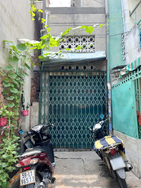 Nhà 4 tầng (DTSD: 595m2) hẻm 256 đường Phạm Văn Chí P4Q6. Giá: 12 tỷ TL - Ảnh chính